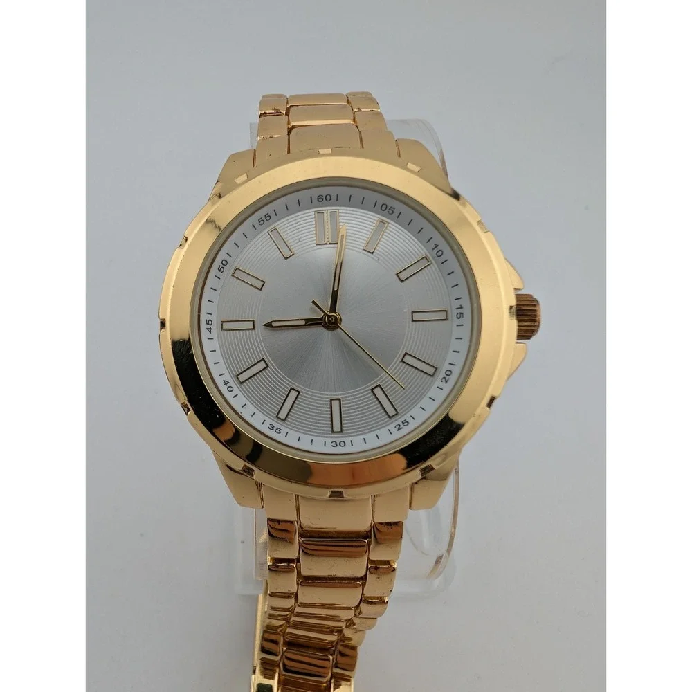 Forever 21 Women's Watch 38mm Gold Case 7.5